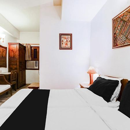 Super Hotel O Sansarchandra Road Formerly Luna Rosa Джайпур Екстериор снимка