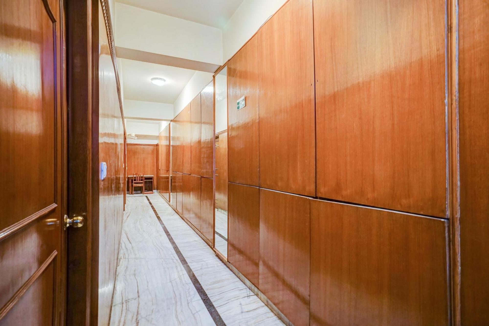 Super Hotel O Sansarchandra Road Formerly Luna Rosa Джайпур Екстериор снимка